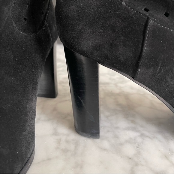 Black suede DVF boots with mesh trim - Picture 12 of 13